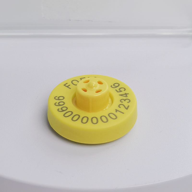 ICAR Certified 3.5g Ultra-Light RFID Sheep Ear Tag, ISO 11784 Compliant for Goat Identification and Livestock Traceability